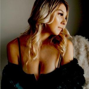 Meet your Posher, Sills